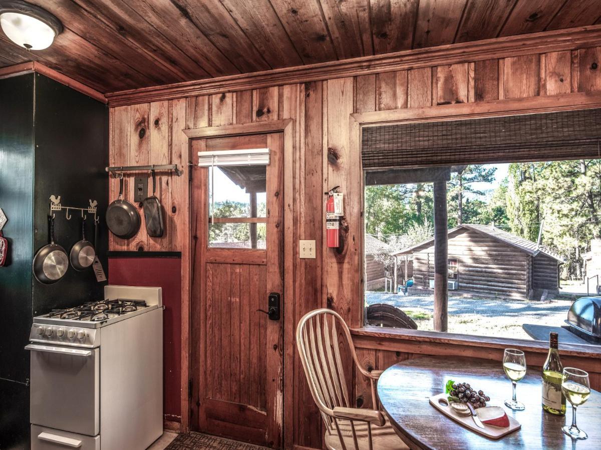 Apache Village 6, King Studio With Sleeper Sofa, Sleeps 3 Ruidoso Exterior foto